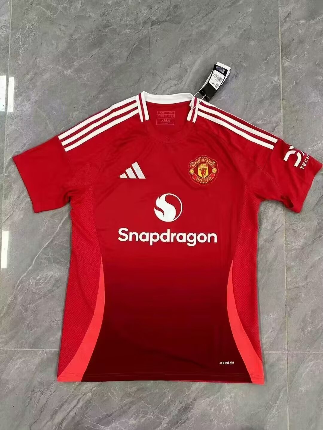 MANCHESTER UNITED KIT HOME 2024/2025