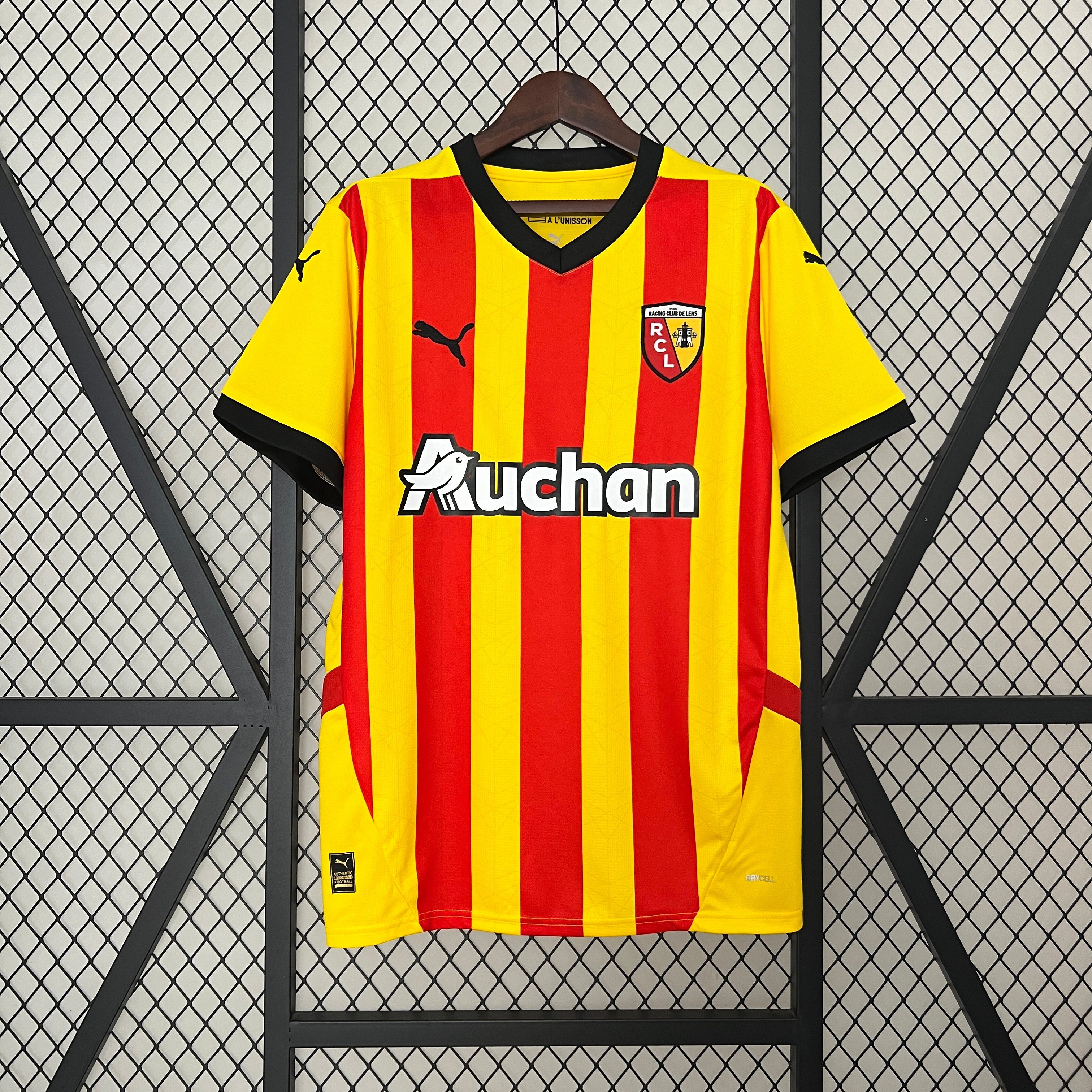LENS KIT HOME 2024/2025