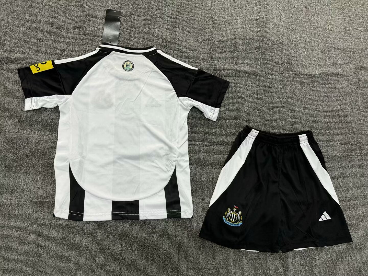 NEWCASTLE KIT HOME 2024/2025