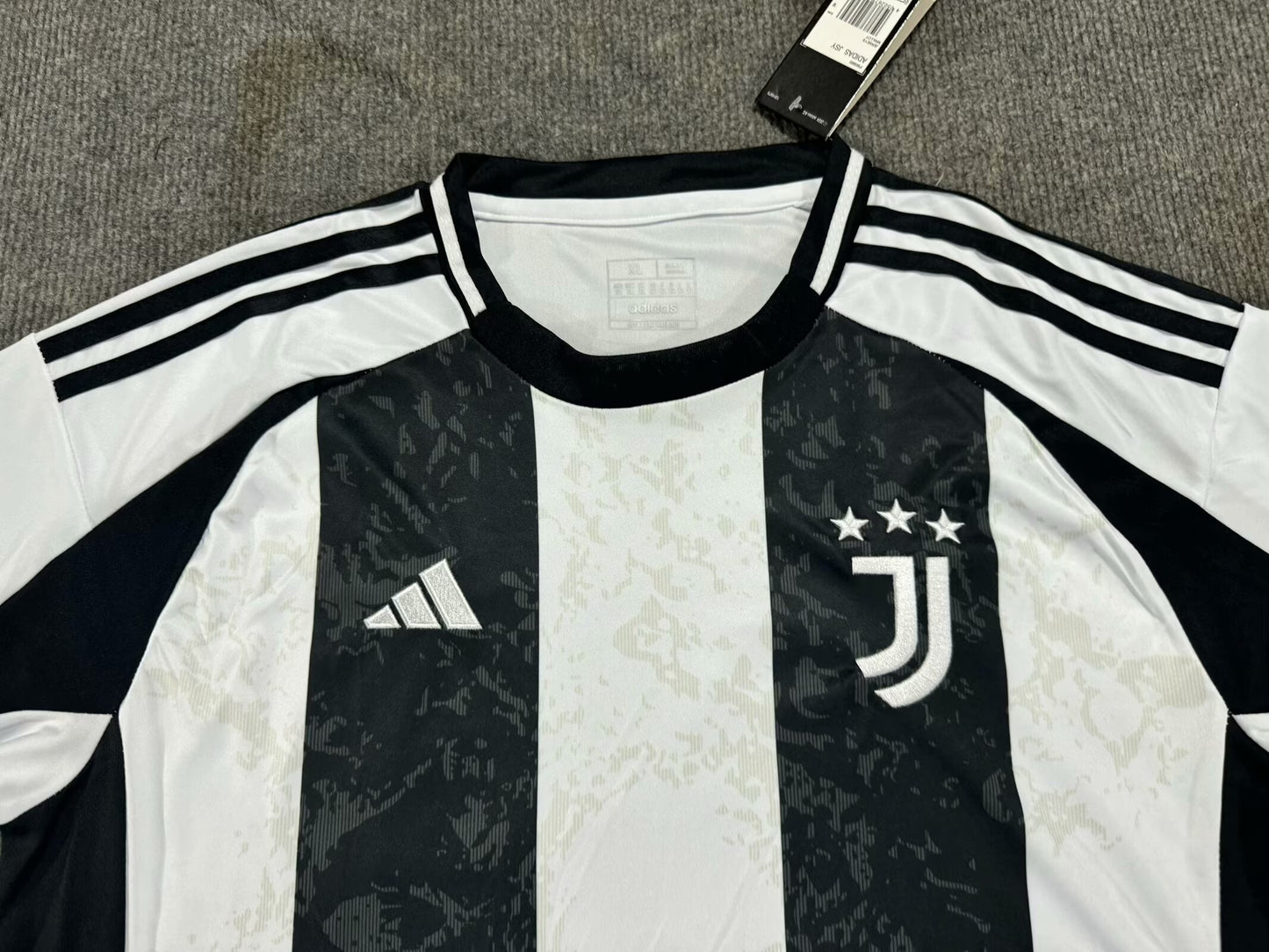 JUVENTUS KIT HOME 2024-2025