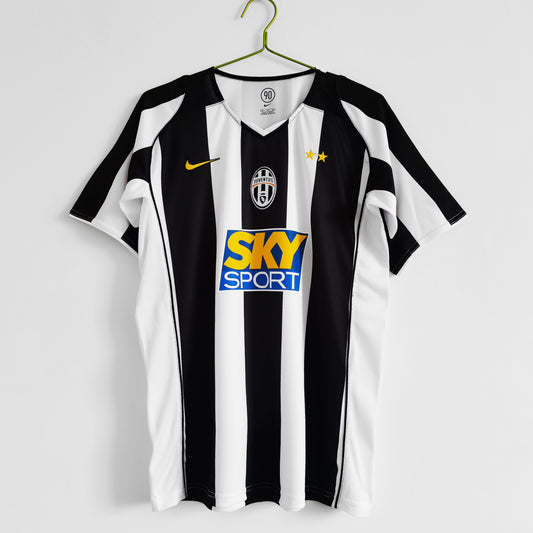 JUVENTUS KIT HOME 2004/2005