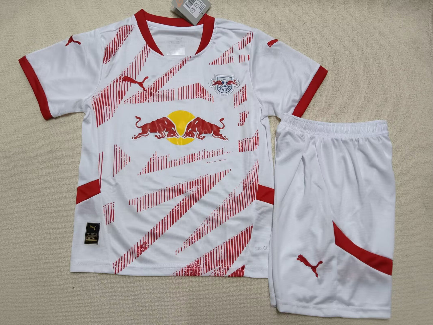 RB LEIPZIG KIT HOME 2024/2025