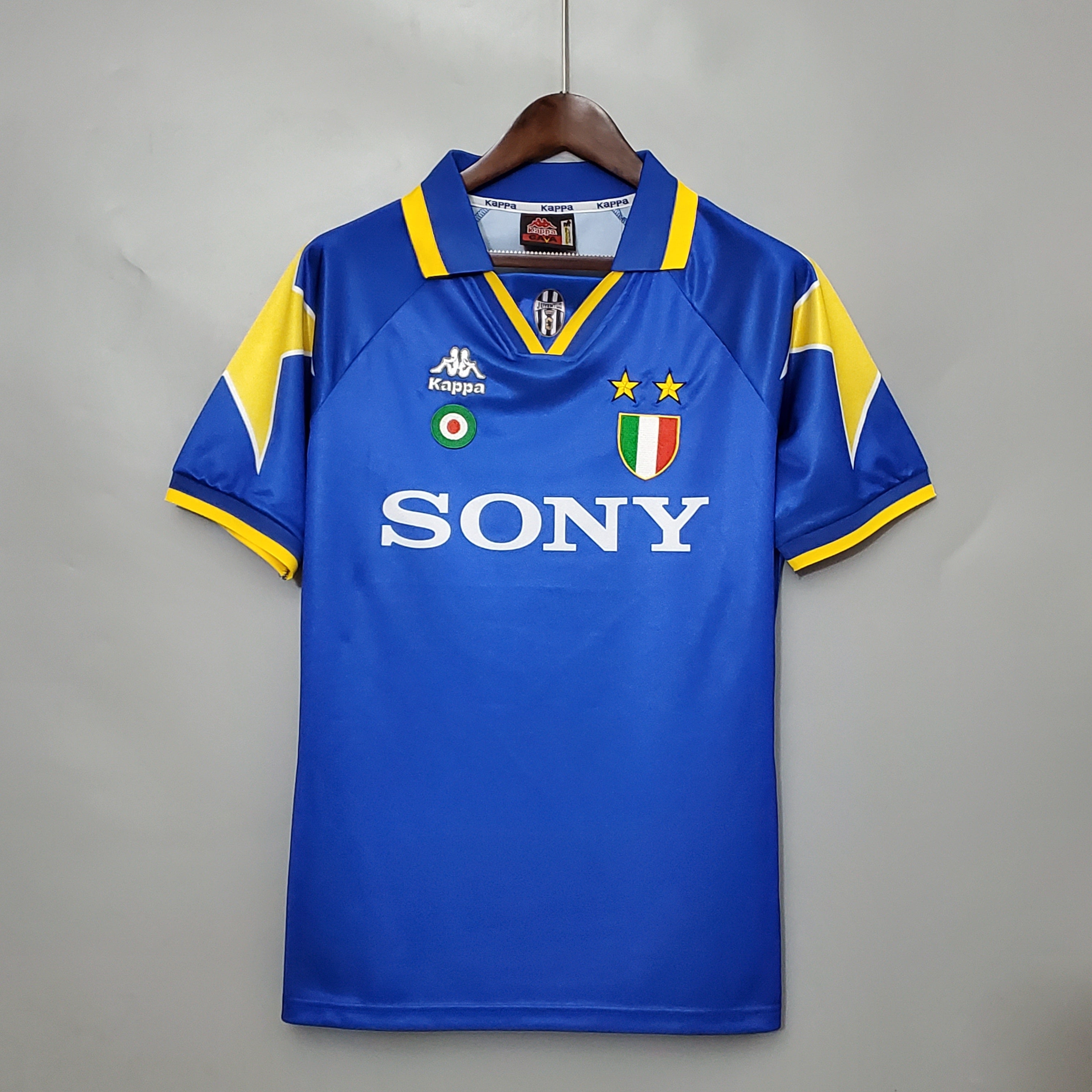 JUVENTUS KIT AWAY 95/96