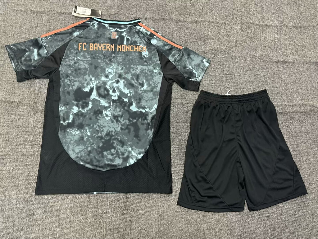 BAYERN MONACO KIT AWAY  2024/2025