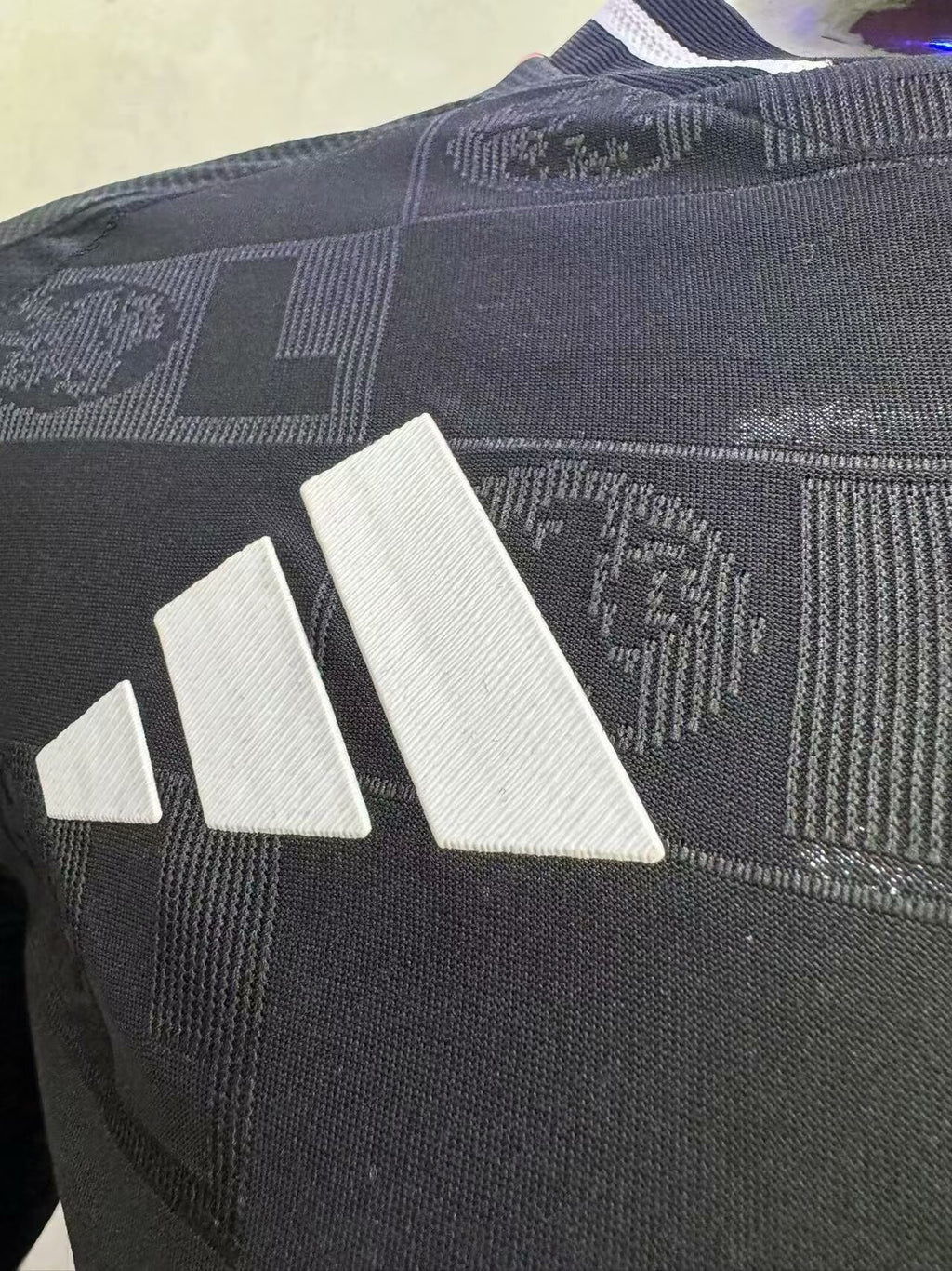 LYON KIT AWAY 2024/2025