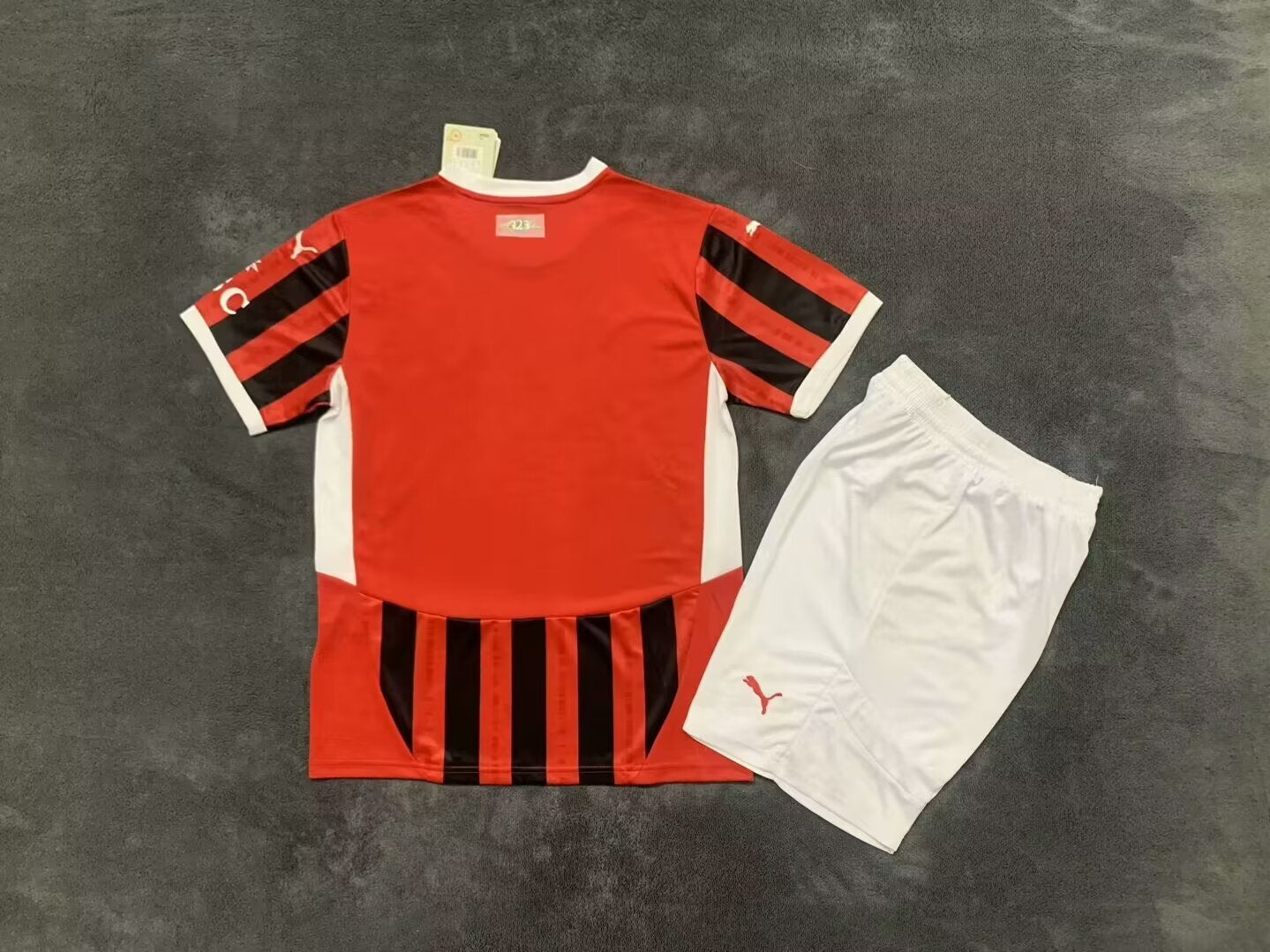 MILAN KIT HOME 2024-2025